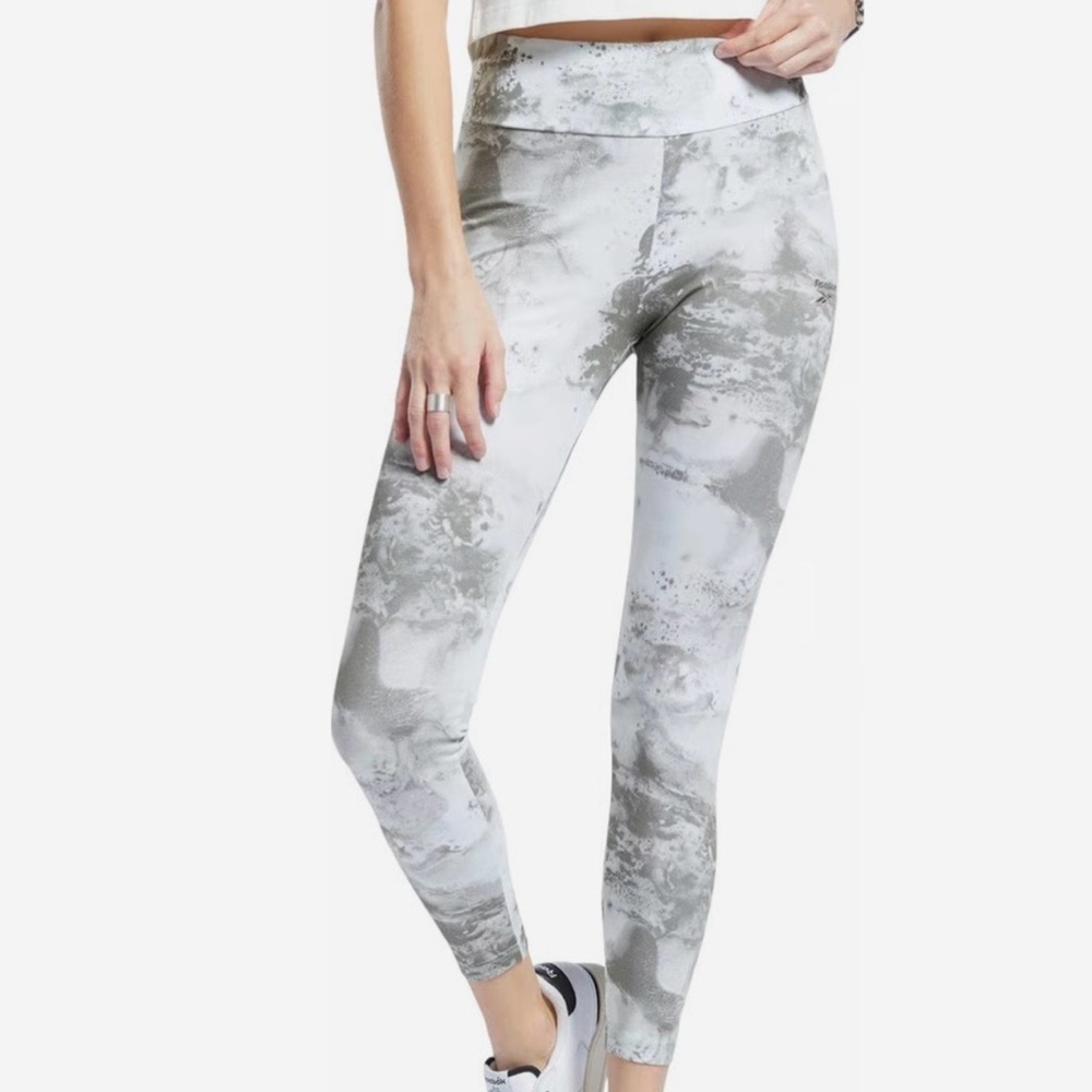 Reebok Women's Abstract Greenish/Gray Laggings - Picture 2 of 8